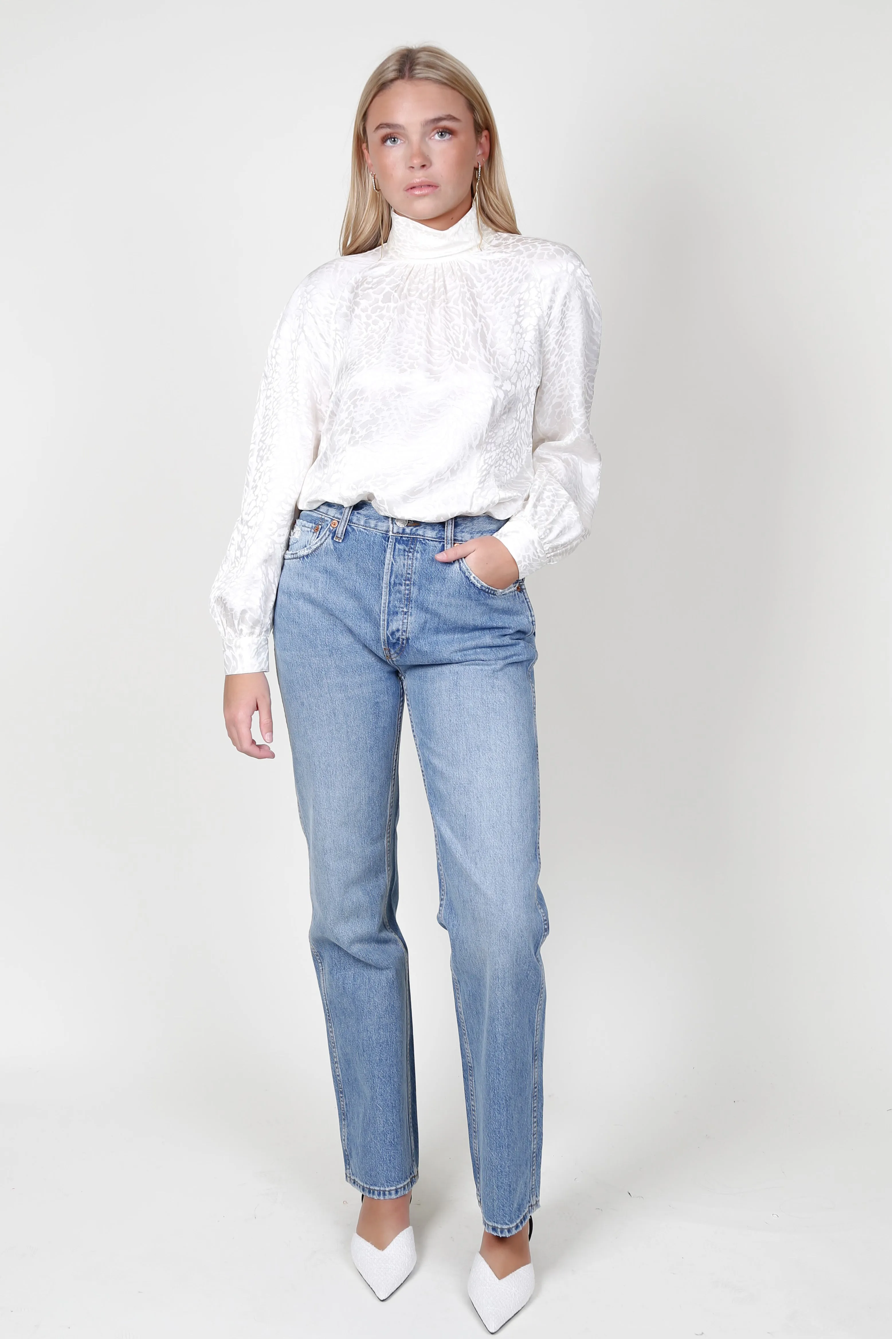 FRAME | Foldover Mock Neck Blouse - Off White