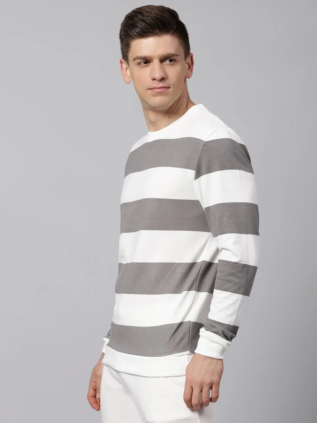 Men's White Regular Fit Winterwear Sweatshirts