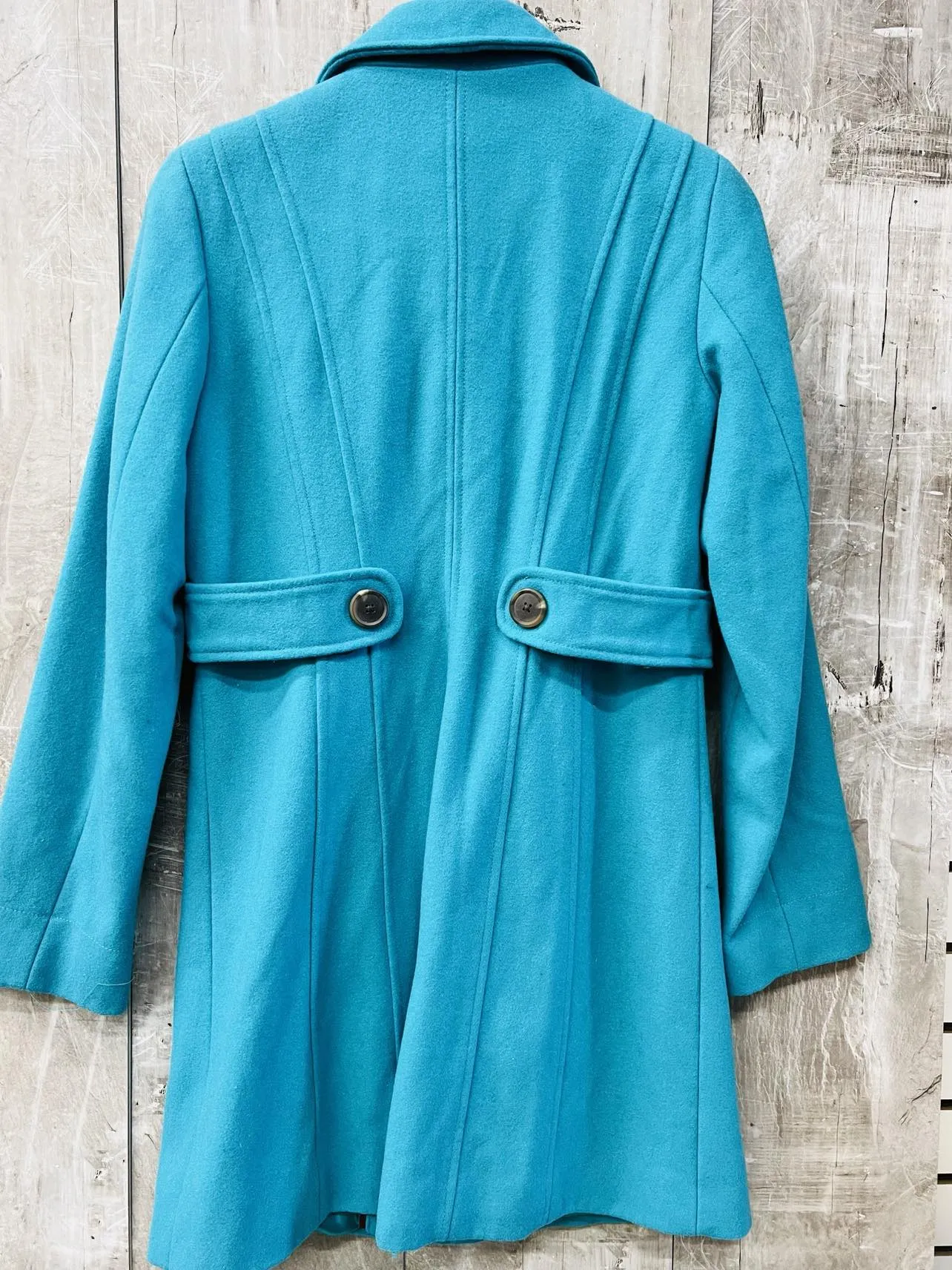 Pre-owned in excellent condition Women's 3/4 length Wool Coat by Merona in Teal! Sz S