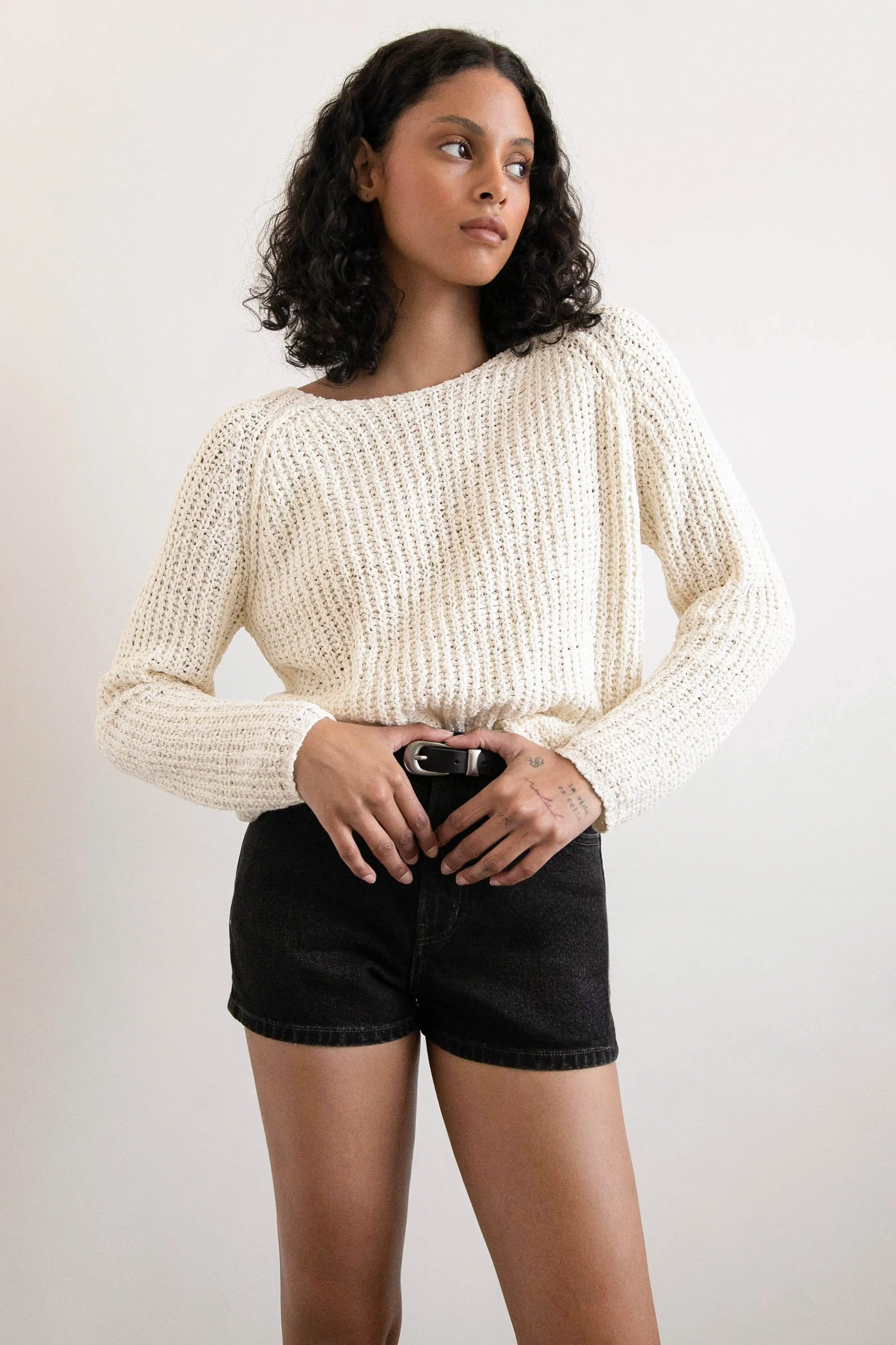 RELAXED FIT CROCHET SWEATER